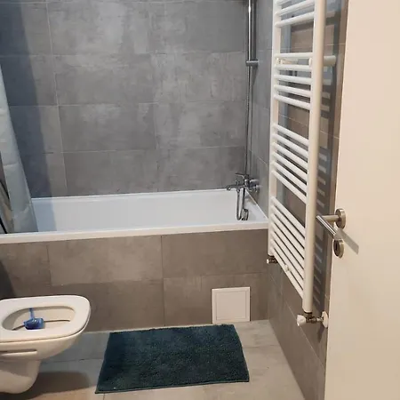 Coresi Kaspers Camil Petrescu, 2 Apartment, Sleeps 6 Apartment